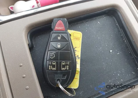 2016 Chrysler Town & Country Touring from USA, damaged, VIN 2C4RC1BGXGR230272